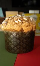 Load image into Gallery viewer, Traditional Panettone